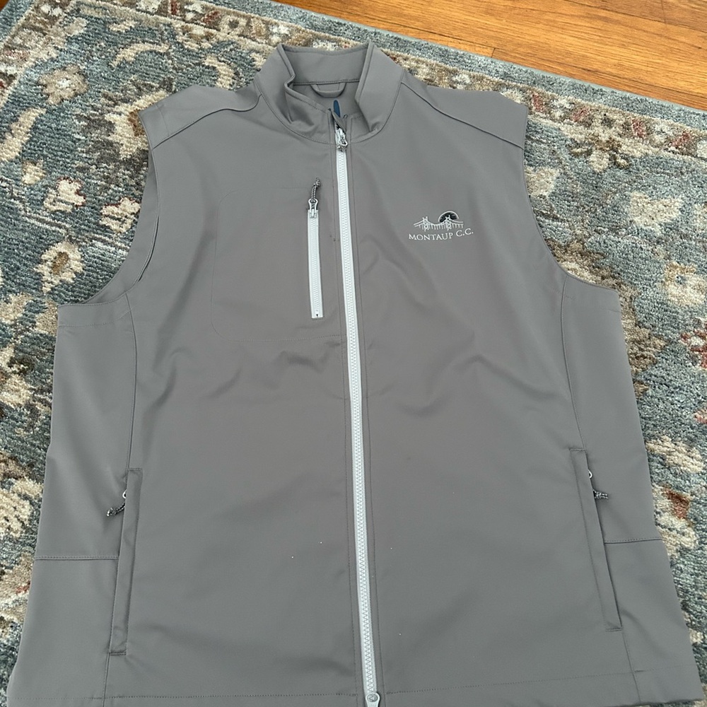 johnnie-O Charcoal Men's Golf Vest